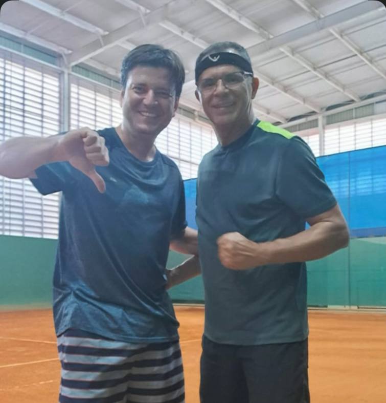Roberly e Berico depois do sushi